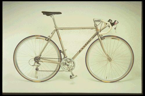 2006 Jamis Quest - Bicycle Details - BicycleBlueBook.com